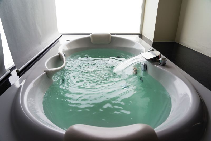 Spa-Like Bathtub